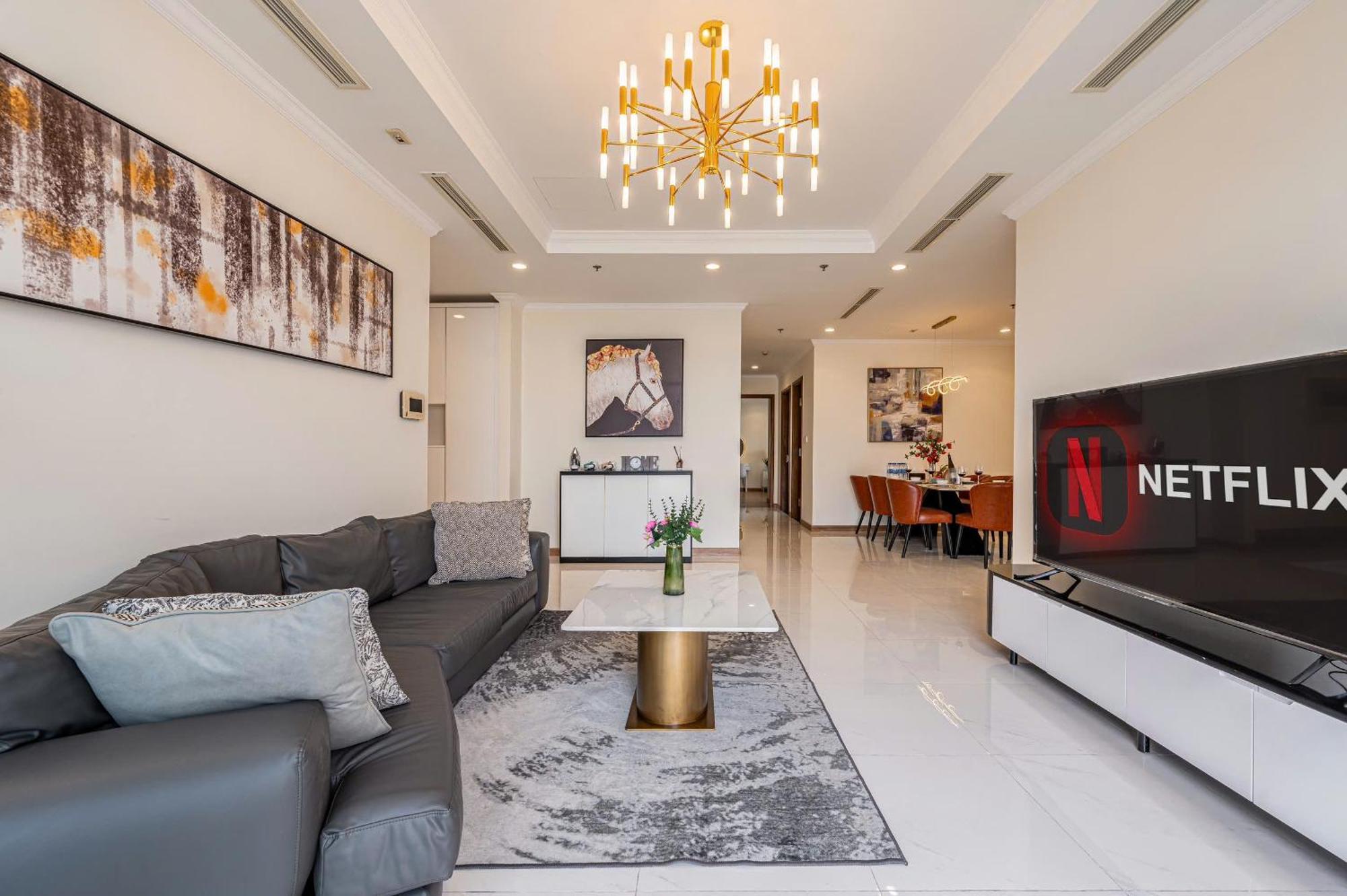 Luxury Apartment At Vinhomes Central Park Ho Chi Minh-staden Exteriör bild